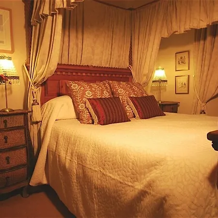 Hilton House