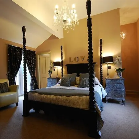 Hilton House Apartment *