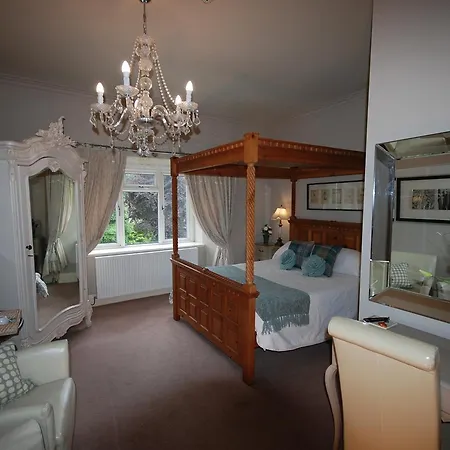 Hilton House Apartment